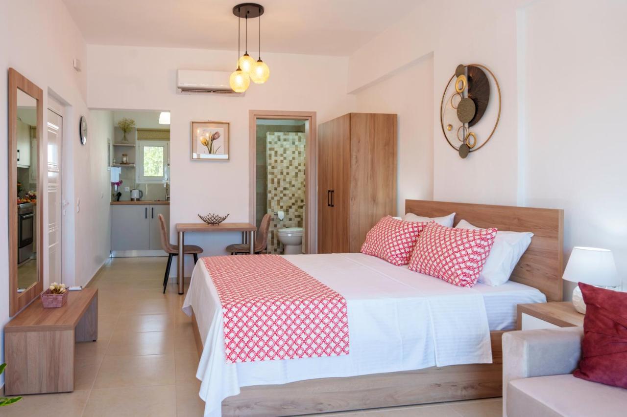 Star Beach Apartment Kastrí エクステリア 写真